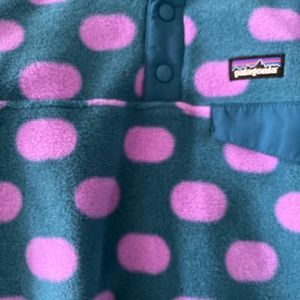Patagonia girls 5/6 sweater new